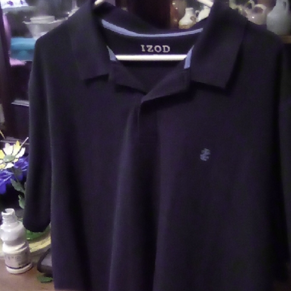 Izod  Men's Black Polo Shirt Classic Style  Size XXL.